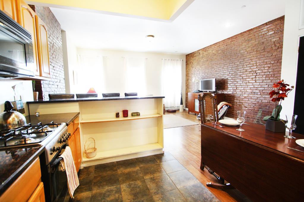 Luxury Living Suites Ню Йорк Стая снимка
